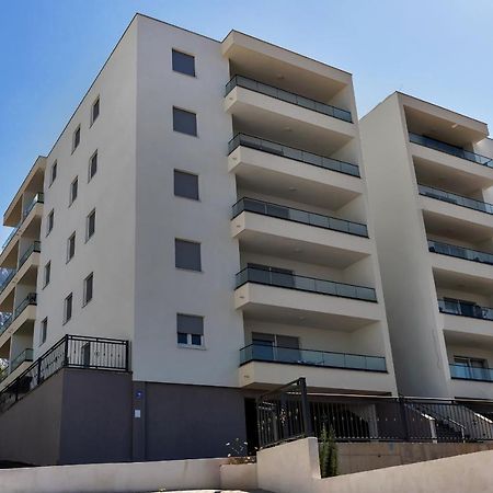 Seaview Apartment Ella Макарска Екстериор снимка